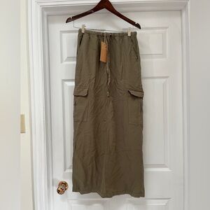NWT thread & Supply skirt ladies size small